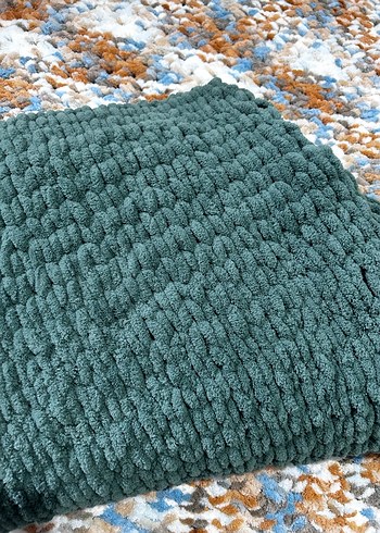 El Yapımı Puffy İp Battaniye 90x130 cm - Görsel 3