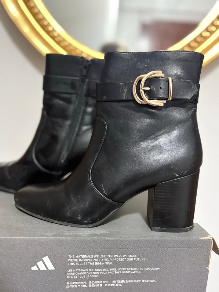 Kare Topuklu Siyah Deri Bot - Görsel 3