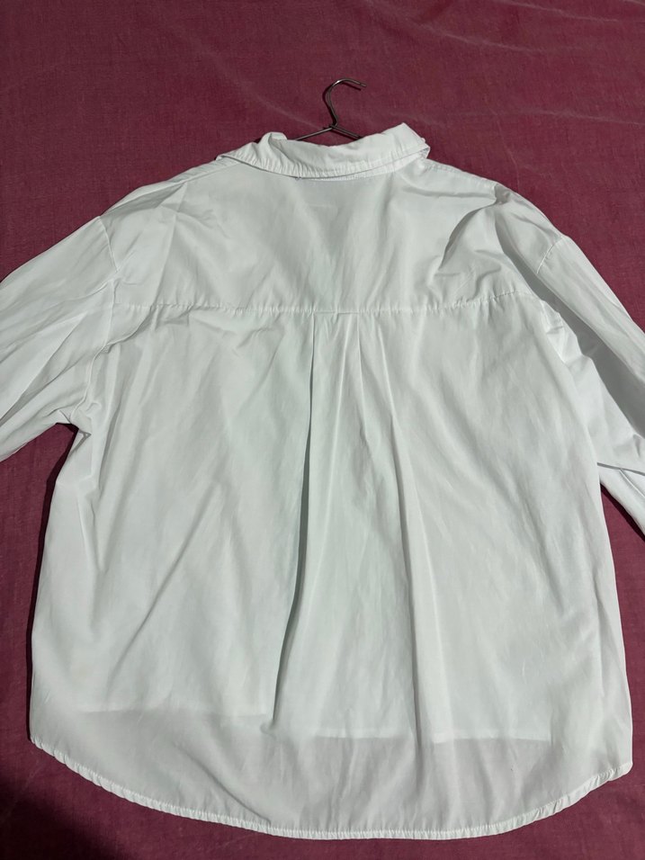 Düğmeli Beyaz Kadın Gömlek - Görsel 2