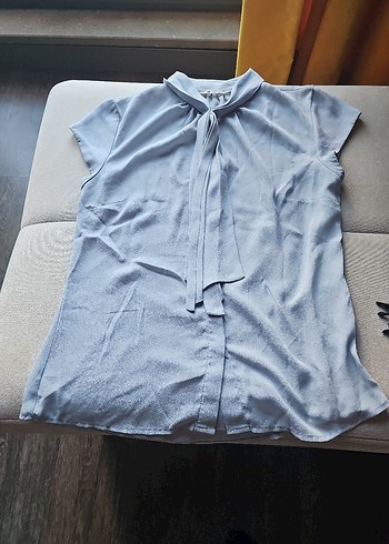 Mavi kısa Kollu fular Yaka Detaylı bluz - Görsel 2