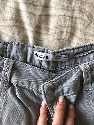 l Beden bershka pantolon