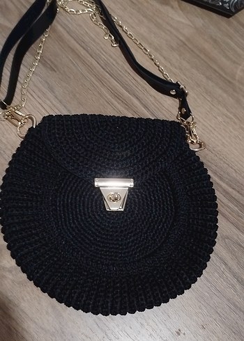 Siyah Zincir Detaylı Örgü Kadın Çanta - Görsel 3