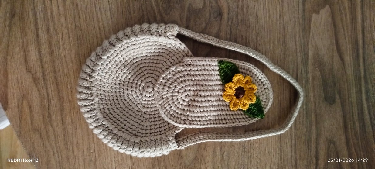 Çiçek Desenli Bej Örgü Bohem kız çocuk Çantası - Görsel 2