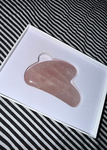 Doğal Gül Kuvars Gua Sha Masaj Taşı - Görsel 4