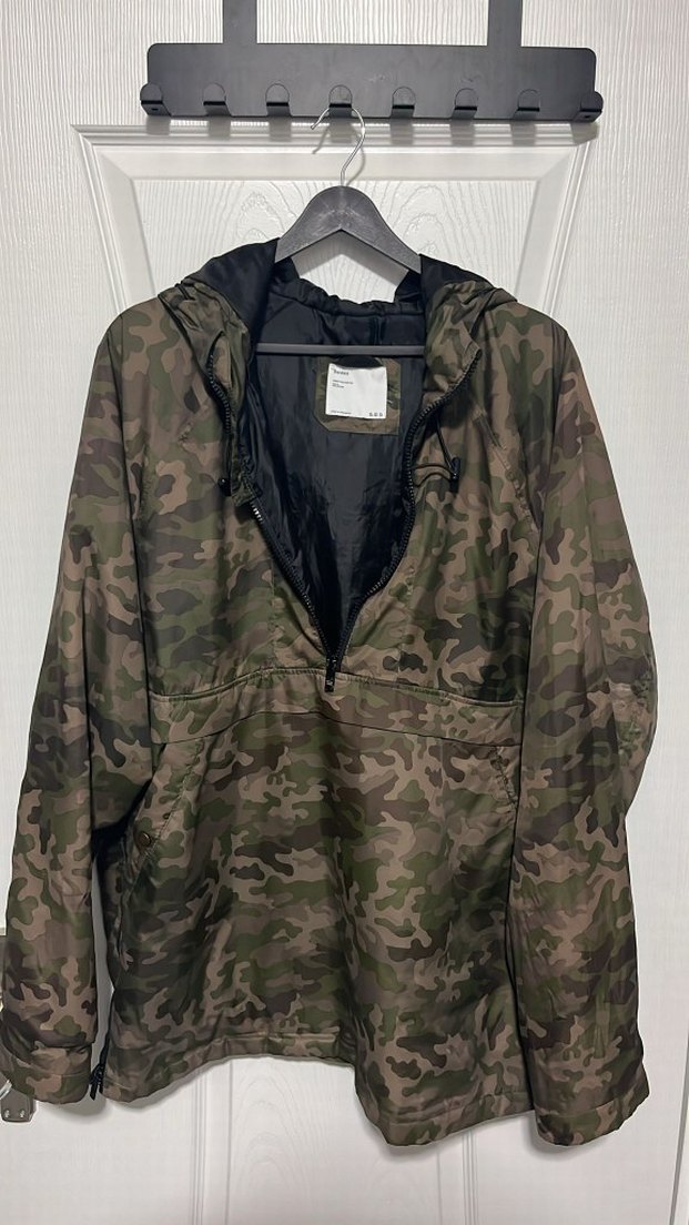 Kamuflaj Desenli Kapüşonlu Yağmurluk - Görsel 2