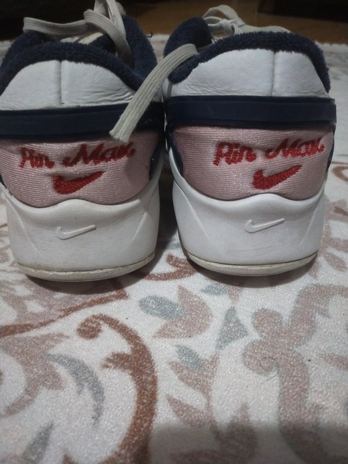 Nike Beyaz Gri Bağcıklı Spor Ayakkabı - Görsel 3