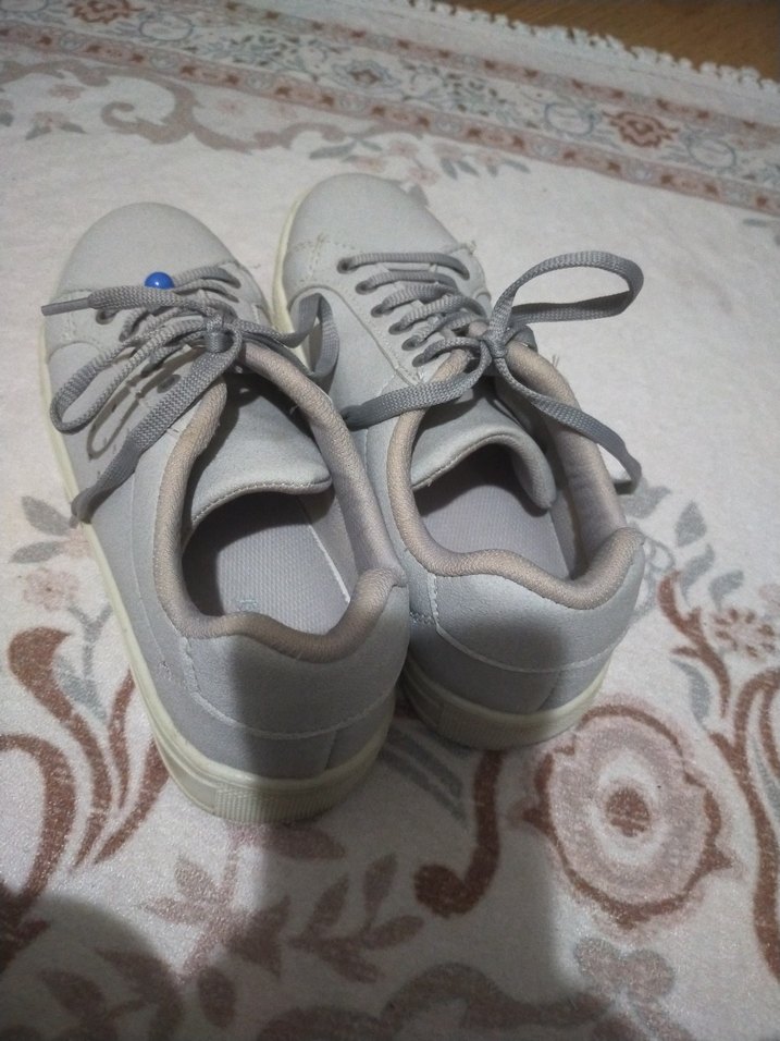 Gri Bağcıklı Kadın Spor Ayakkabı - Görsel 3