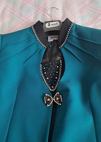 siyah petrol yeşili inci ve taş detaylı zarif elbise ceket takım - Görsel 4