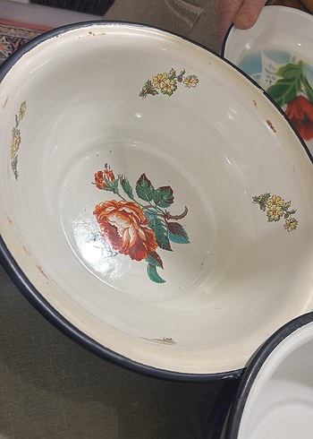 Çiçek Desenli Beyaz Emaye Kase - Görsel 2