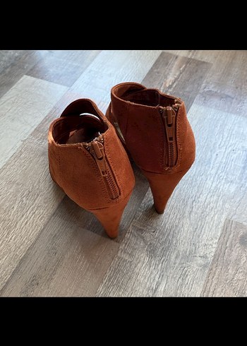 Kahverengi Süet Dolgu Topuklu Kadın Ayakkabı - Görsel 6