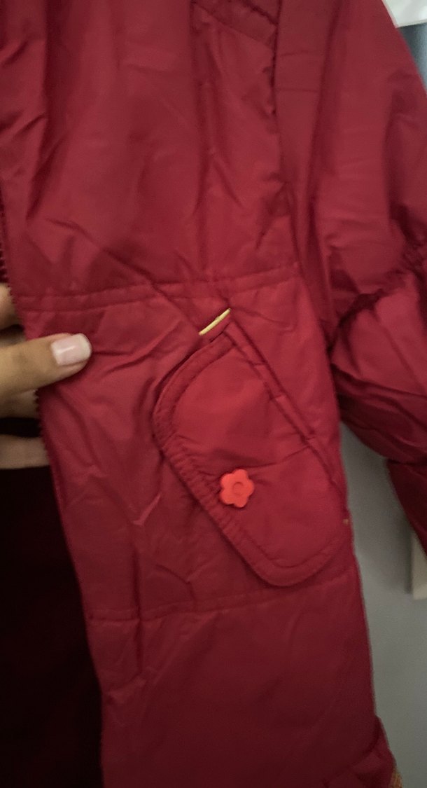 Bordo Nakışlı Kız Çocuk Düğmeli Mont - Görsel 4