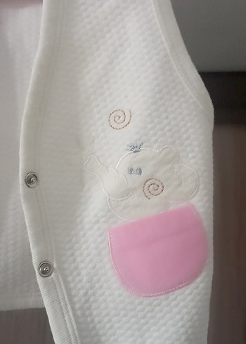 Kız Çocuk Düğmeli Beyaz Nakışlı Yelek - Görsel 2