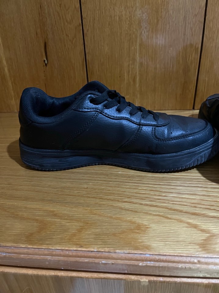 Siyah Minimalist Kadın Spor Ayakkabı - Görsel 4