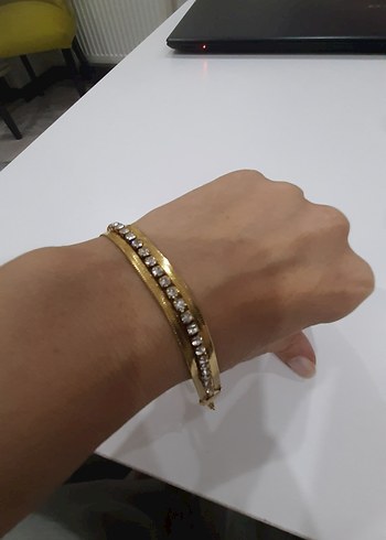 Tasli Altın Renk Kadın Bileklik - Görsel 2