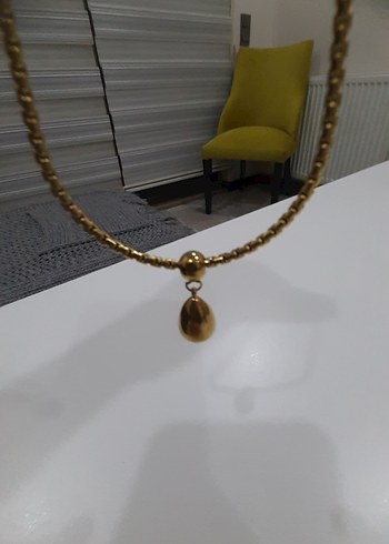 Altın Renkli Damla Uçlu Kolye - Görsel 3