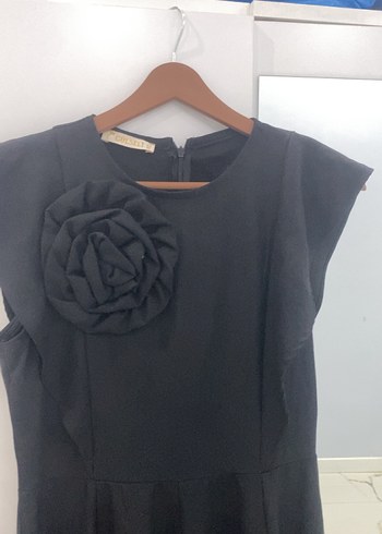 Siyah Fırfırlı Uzun Kollu Kadın Elbise - Görsel 4