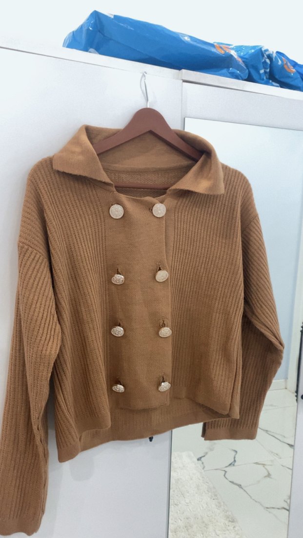 Düğmeli Kahverengi Salaş Kadın Hırka - Görsel 2