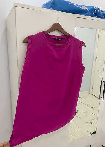 Pembe Kadın Kolsuz Triko Süveter - Görsel 2