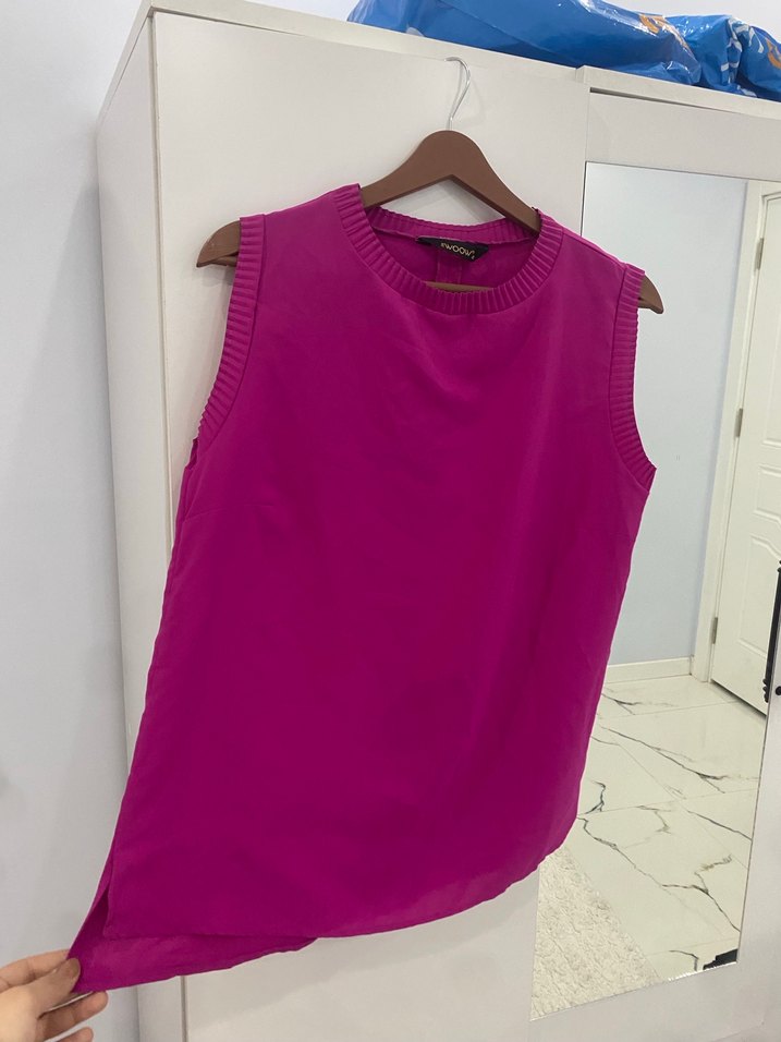 Pembe Kadın Kolsuz Triko Süveter - Görsel 3