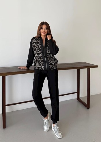 Leopar Desenli Siyah Kadın Eşofman Takımı - Görsel 2