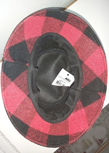 Kırmızı Ekose  Kadın Şapka - Görsel 5