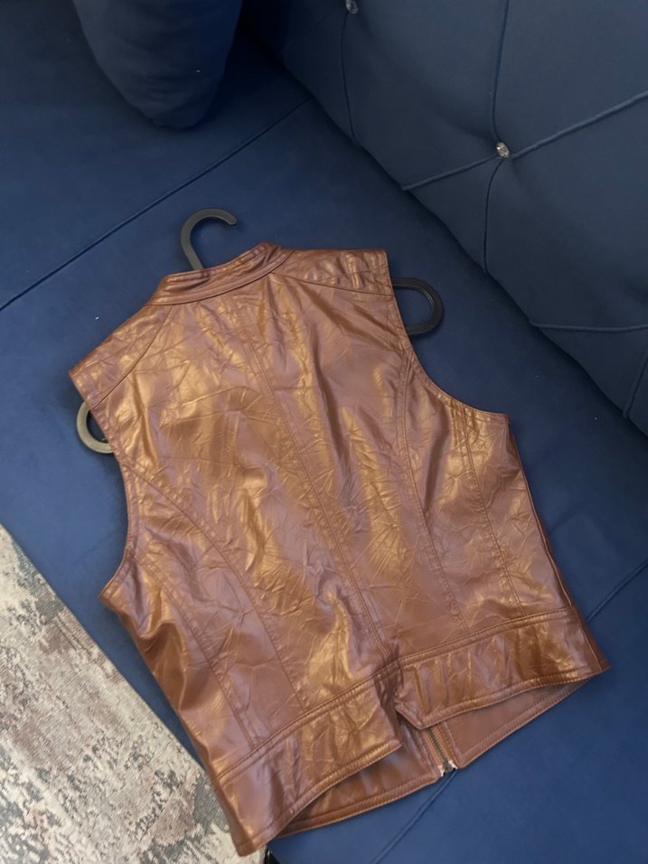 Kahverengi Kadın Deri Kemerli Biker Yelek - Görsel 4