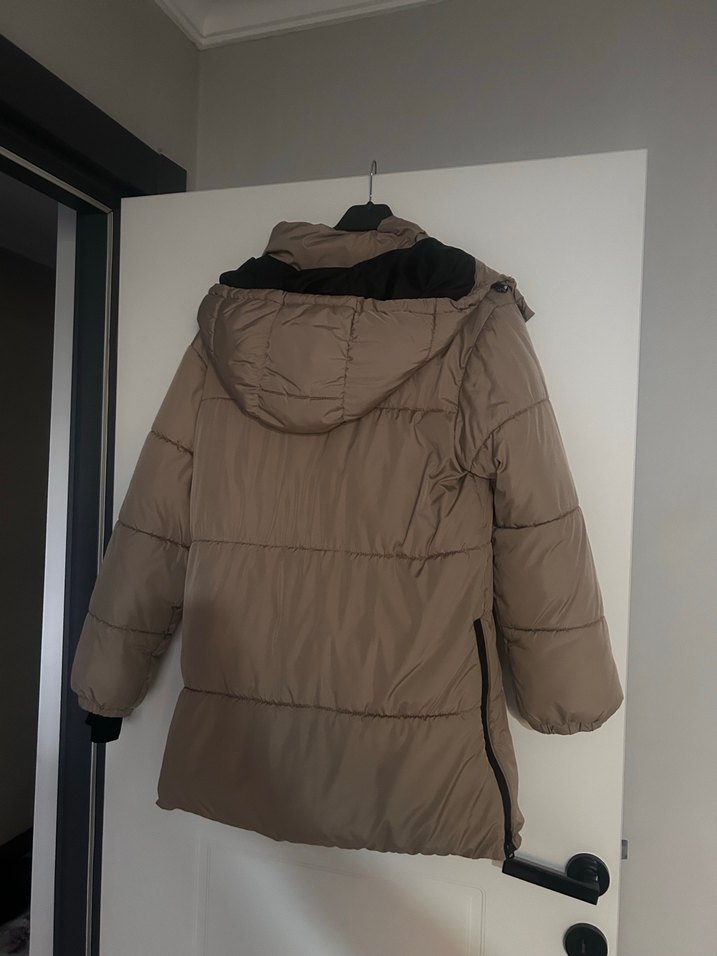 Bej Kapüşonlu Kadın Kış Montu - Görsel 3