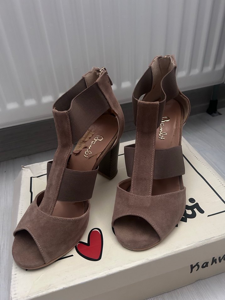 Bej Süet Kadın Platform Topuklu Ayakkabı - Görsel 4