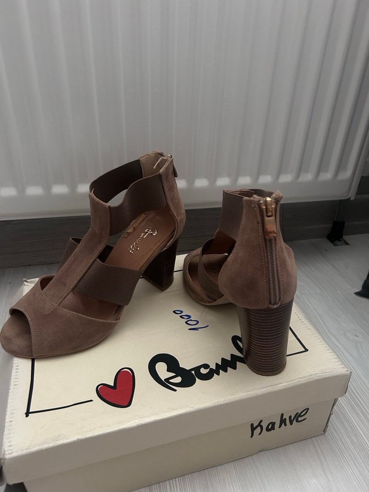 Bej Süet Kadın Platform Topuklu Ayakkabı - Görsel 2