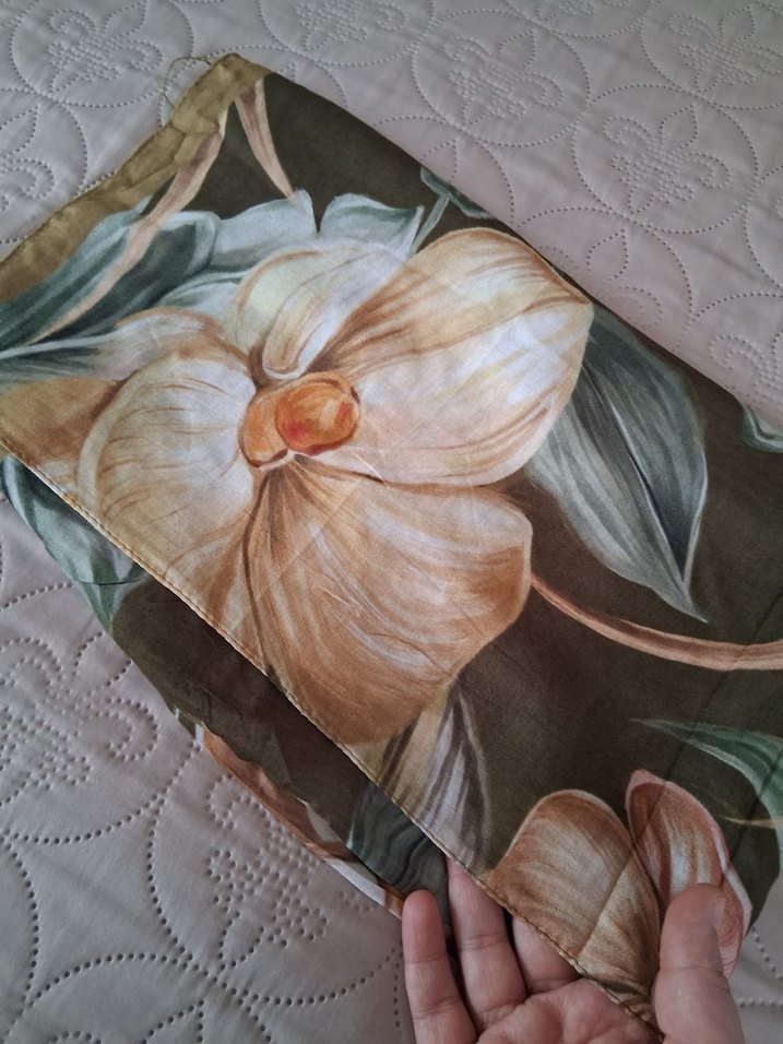 FRESH SCARFS RAMİ ŞAL Koyu Haki Renkli Drapeli İpek Şal - Görsel 4