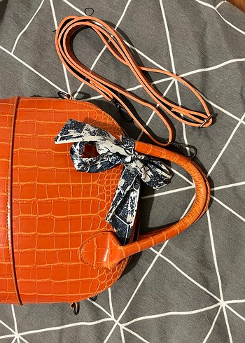 Turuncu Yılan Derisi Desenli Deri Kadın Çanta - Görsel 3