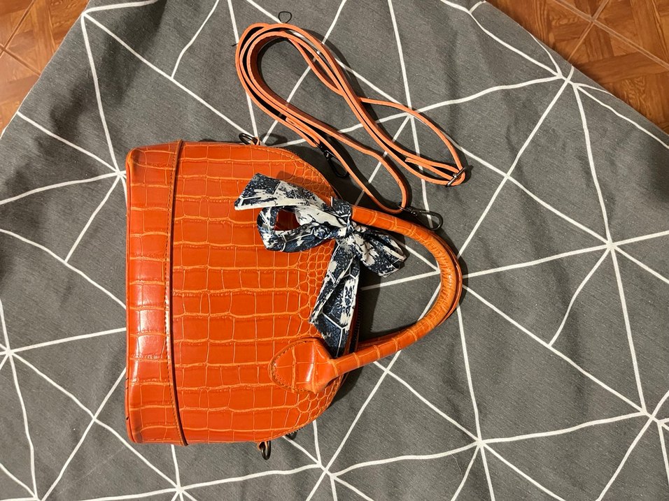 Turuncu Yılan Derisi Desenli Deri Kadın Çanta - Görsel 3