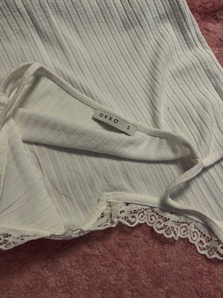 Oxxo Dantel Detaylı Beyaz V Yakalı Kadın Atlet - Görsel 3