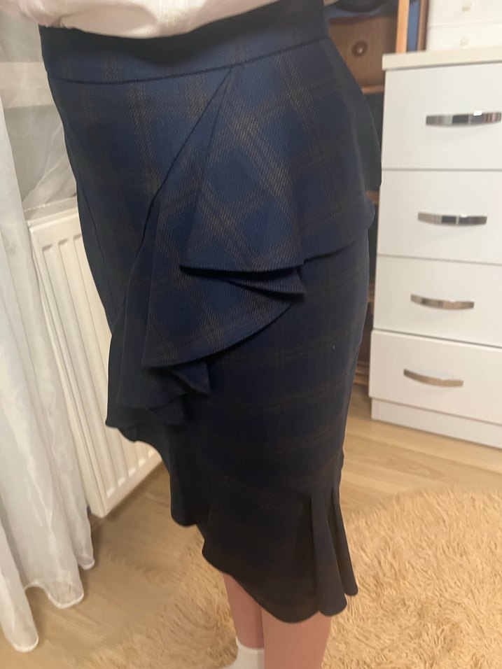 Yargıcı Fırfırlı Midi Kalem Etek - Görsel 4