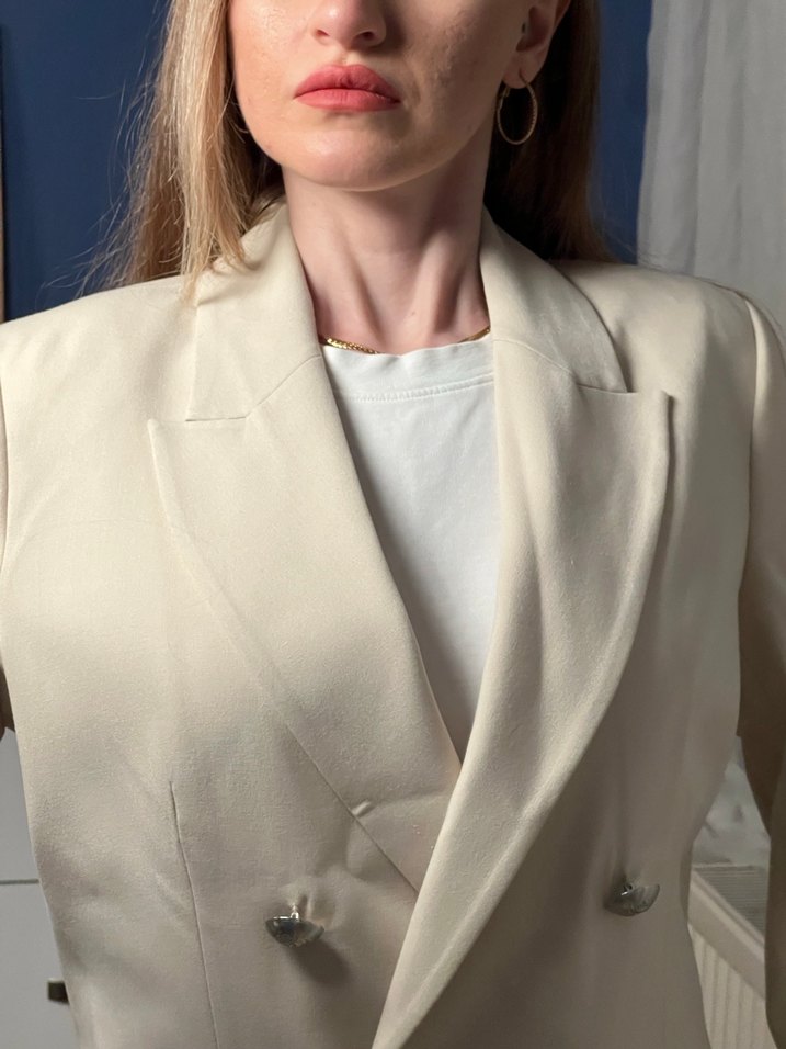 Bej Kadın Süet Düğmeli Blazer Ceket - Görsel 4