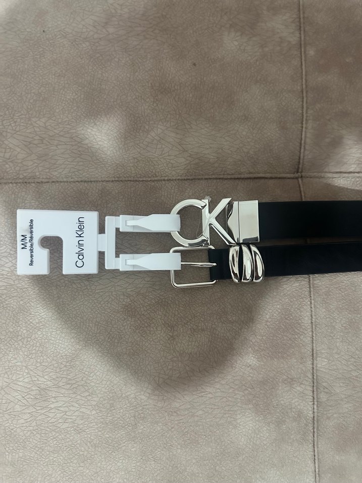 Calvin Klein Çift Renkli Deri Kemer — görsel 2/6