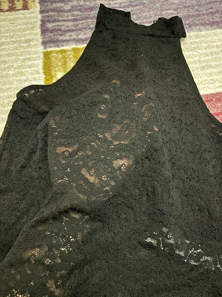 Dantelli Siyah Yüksek Yakalı Kadın Bluz - Görsel 3