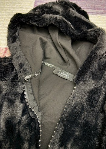 Kapüşonlu tüylü kısa ceket - Görsel 4