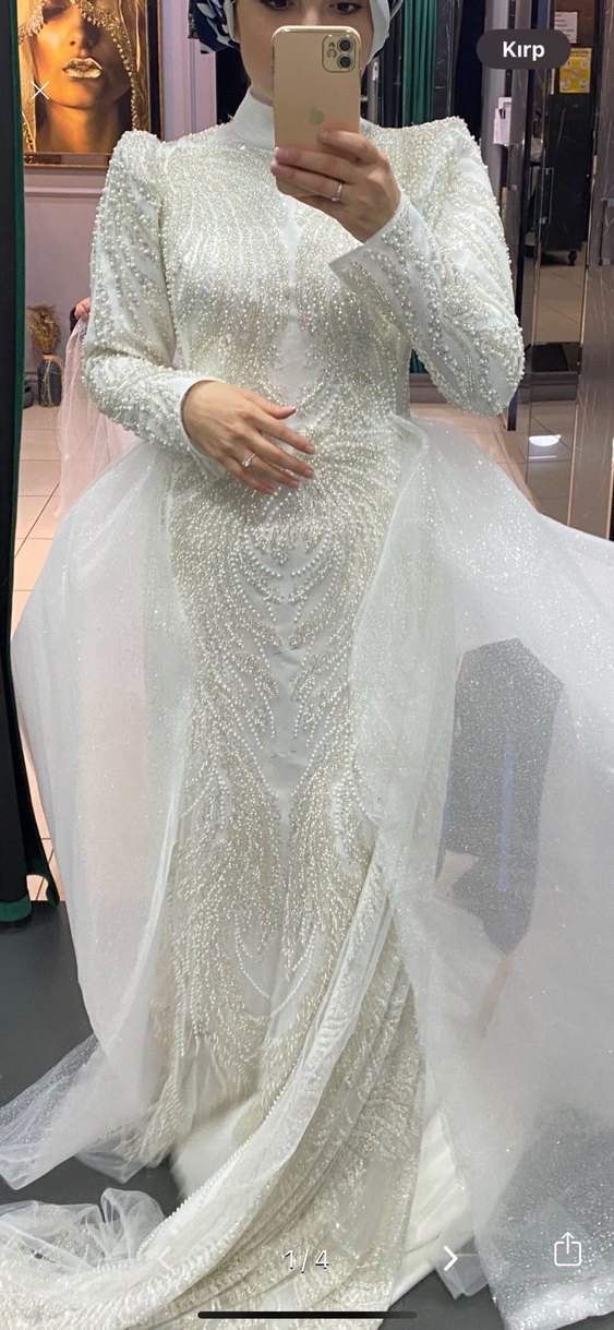 Uzun Kollu Yüksek Yakalı Beyaz Prenses Gelinlik - Görsel 2