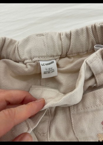 Nakışlı Düğmeli Kız Çocuk Bej Pantolon - Görsel 3