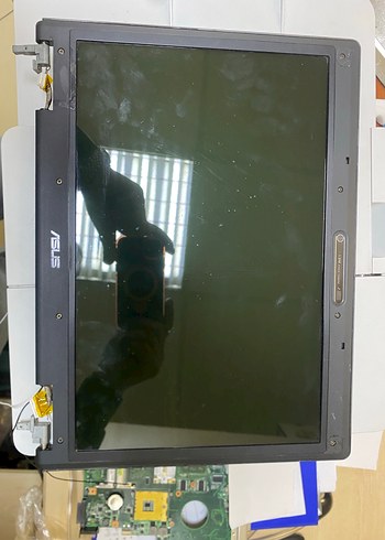 ASUS f3 serisi Gri Laptop Ekranı - Görsel 2