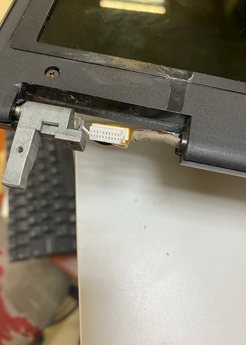 ASUS f3 serisi Gri Laptop Ekranı - Görsel 5