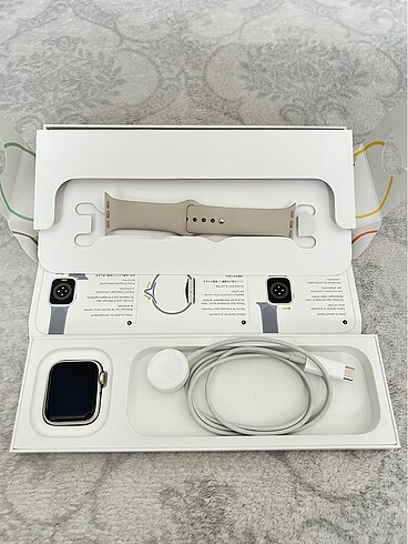 Apple Watch Apple watch SE model saat