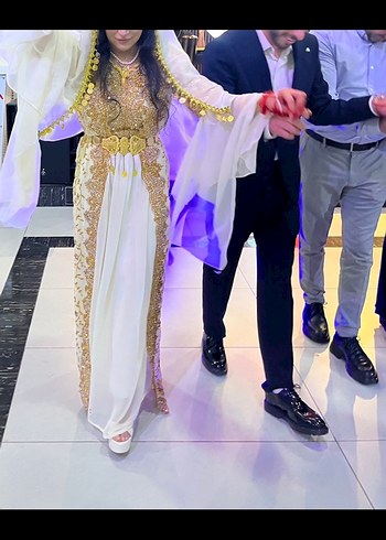 Altın Renkli Nakışlı Uzun Kollu Henna Elbise - Görsel 4