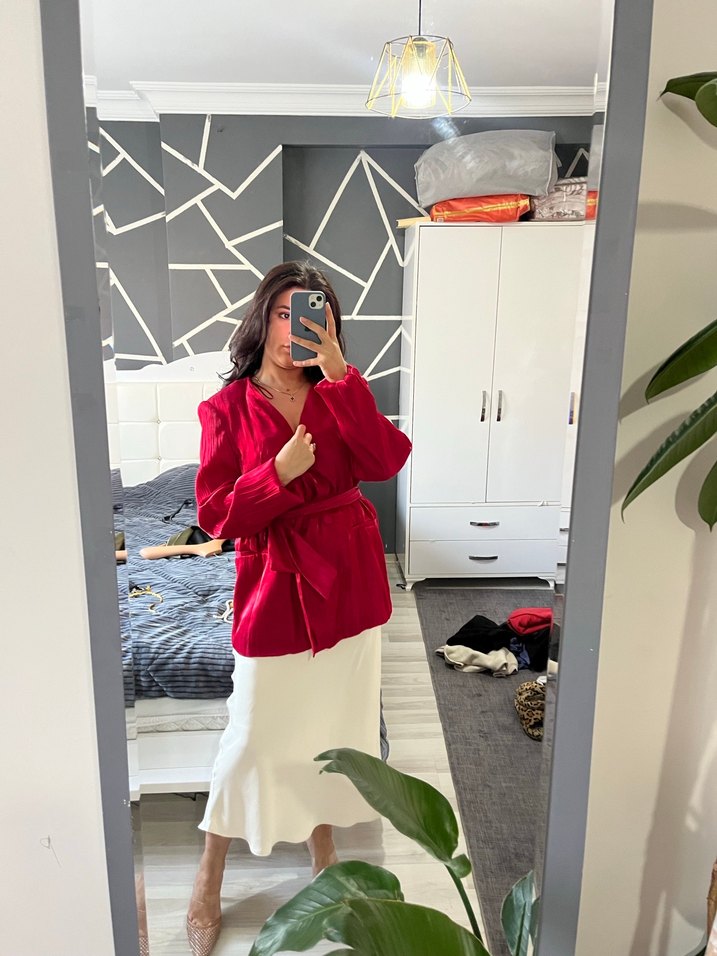 Uzun Kırmızı Kadın Ceket - Görsel 3