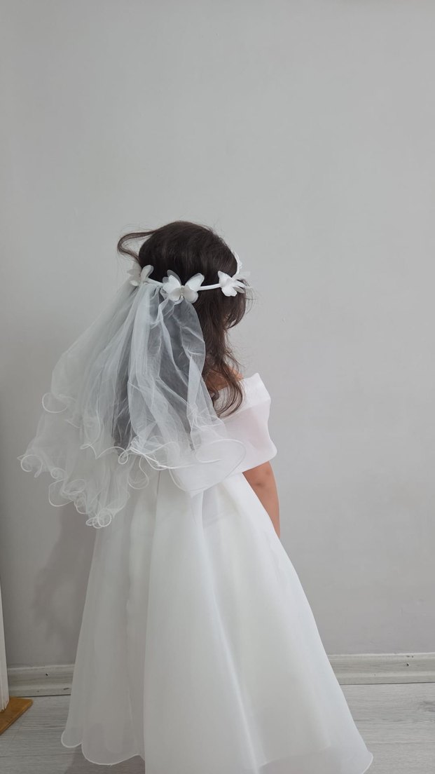 Beyaz Drapeli Klasik Çocuk Abiye Elbise - Görsel 4