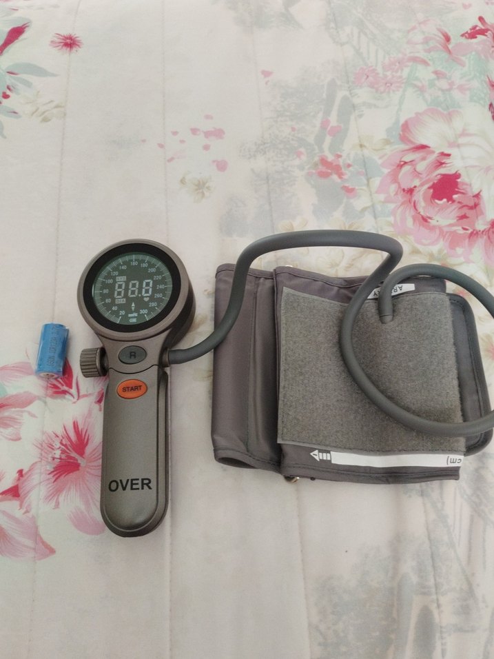 dijital otomatik şişirme özelliğine şahit tansiyon aleti - Görsel 3