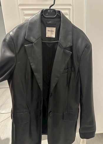 BERSHKA Siyah Deri Kadın Ceket Notched Lapel - Görsel 2