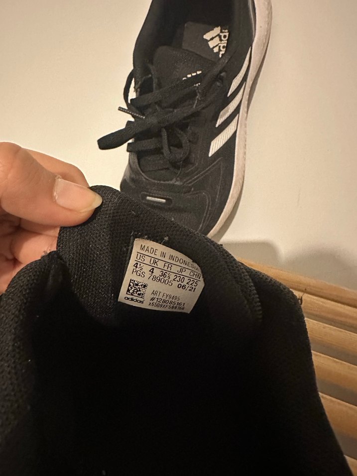 Siyah Adidas Kadın Spor Ayakkabı - Görsel 3