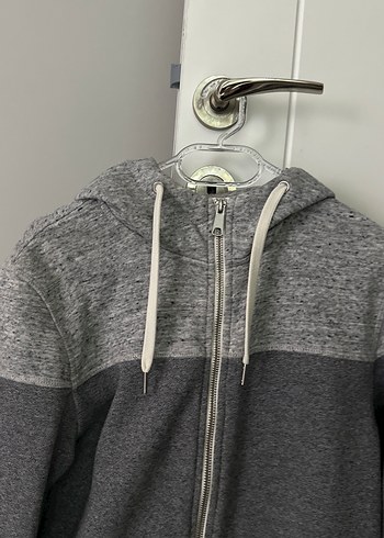 Gri Fermuarlı hırka - Görsel 2